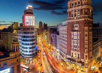 Madrid aprueba el plan especial para rehabilitar el Palacio de la Prensa y devolverle su espíritu original como foco de la vida cultural