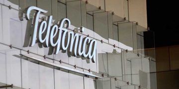 Telefónica y El Corte Inglés implantan el 5G en la plataforma logística de Valdemoro