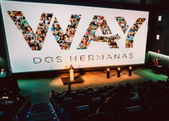 El centro comercial Way de Sevilla hace la primera inauguración comercial híbrida de España