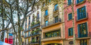 El ICAEN destinará 43,8 millones a ayudas para la rehabilitación energética de edificios