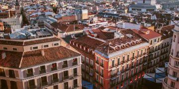 La inversión inmobiliaria en España resiste en 2020 con 8.800 millones