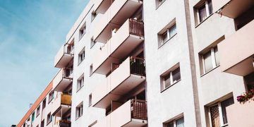 Los madrileños y barceloneses recortan su presupuesto para comprar vivienda en un 3%