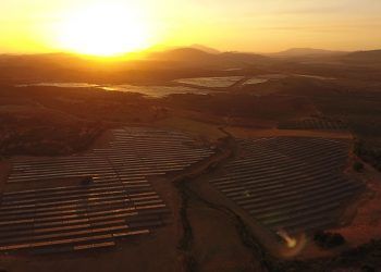 Endesa pone en funcionamiento sus dos primeras plantas solares en Málaga