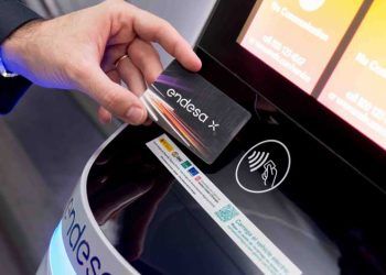 Endesa X y Sonae Sierra cierran un acuerdo para dotar de cargadores sus centros comerciales