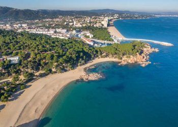 kronos homes compra suelo platja daro girona construir viviendas