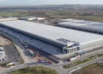 Mountpark alquila a Carreras el centro logístico más grande construido a riesgo en España