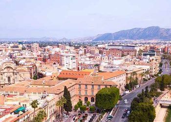 Línea de avales para la compra de la primera vivienda de los jóvenes en Murcia