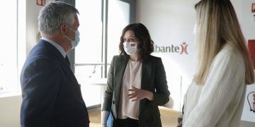 Díaz Ayuso se reúne con Women In Real Estate Spain