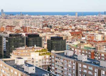 El mercado evita nuevos desarrollos de suelo y concentra la actividad en las grandes ciudades y sus áreas metropolitanas