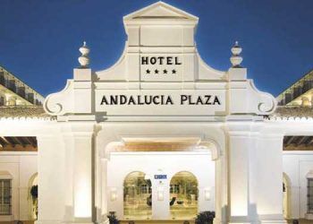 Bain Capital y Stoneweg adquieren un hotel de 400 habitaciones en Marbella