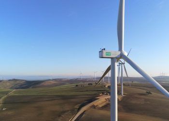 Endesa invertirá 315 millones en la construcción de 3 proyectos eólicos y 2 solares en Cuenca