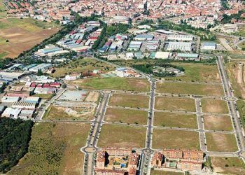 Sepes adjudica tres parcelas para la construcción de 405 viviendas protegidas en Navalcarnero