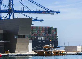 Valenciaport ya gestiona el 40% de lo que España importa y exporta por mar