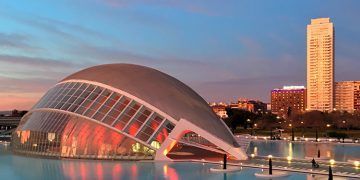 Los valencianos necesitan 5,6 años de salario íntegro para comprar una vivienda