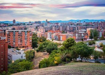 El precio de la vivienda nueva crece un 3% en 2021 y alcanza los 2.551 €/m2