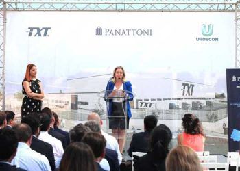 TXT y Panattoni colocan el primer pilar de su nuevo centro logístico ubicado en Alcalá de Guadaíra