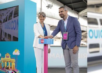 Hélène Valenzuela y Federico Pareja inauguran la venta