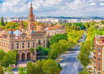 Sevilla y Málaga lideran la inversión residencial concentrando un 7% y 4% del volumen nacional