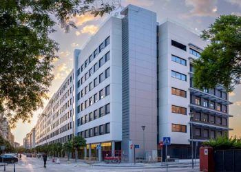 LIV Student inaugura en Sevilla una residencia de estudiantes de última generación