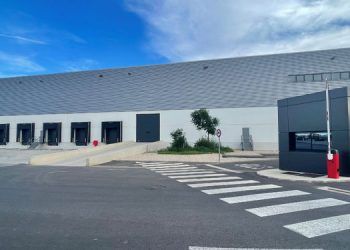 La plataforma arrendada es un activo logístico de última generación de 22.000 metros cuadrados divida en 4 módulos.