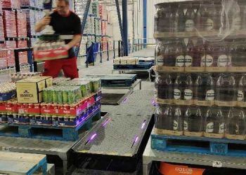 Mahou San Miguel incorpora robots móviles autónomos en su centro de distribución gracias a ID Logistics y 3CO