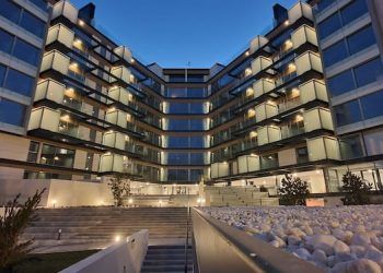 Pryconsa entrega en Madrid las llaves de 119 viviendas en el edificio más icónico de Mirasierra
