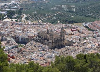 El uso de suelo más común en Jaén es el residencial multifamiliar