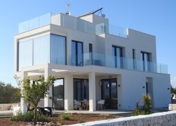 La caída del stock dispara los precios de venta de la vivienda en costa