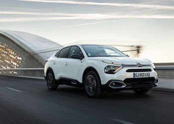 Stellantis, único constructor que ha presentado turismos 100% eléctricos fabricados en España en el VEM2023