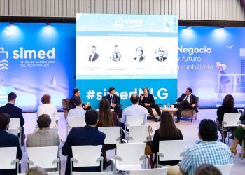 Simed ahonda en la importancia de la colaboración público-privada para atraer inversión en un foro especializado