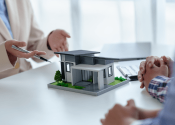 Las compraventas de vivienda descenderán un 5% en 2024, según Solvia