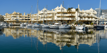 El 30,68% de la superfice de terciario en Benalmádena se encuentra sin construir