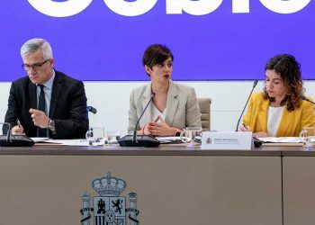 MIVAU y Turismo adelantarán el cumplimiento del reglamento europeo que recoge los datos de pisos turísticos y crearán una plataforma estatal