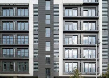 EMVS Madrid entrega 64 nuevas viviendas de alquiler asequible en Vallecas