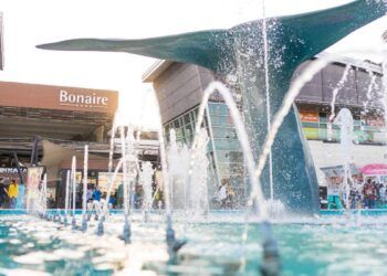 Castellana Properties adquiere el centro comercial Bonaire por 305 millones de euros