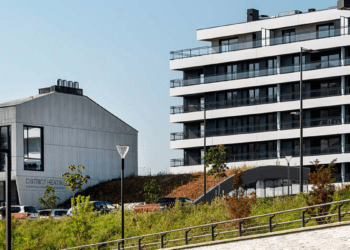 Acuerdo entre Gobierno de España, Gobierno Vasco y San Sebastián para el desarrollo de vivienda pública en Txomin-Enea