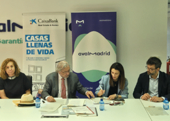 Avalmadrid y la Comunidad de Madrid firman la primera operación para la construcción de 50 viviendas VPPB en Vicálvaro