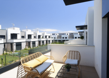 AEDAS Homes entrega en Palma la primera promoción Passivhaus de viviendas de madera en Baleares