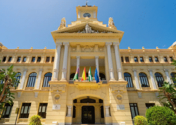 El Ayuntamiento de Málaga licita la venta de cuatro parcelas para construir 272 viviendas libres