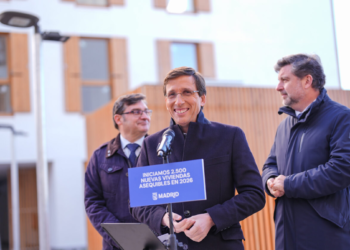 Madrid iniciará en 2026 las obras de 2.500 viviendas públicas para alquiler asequible