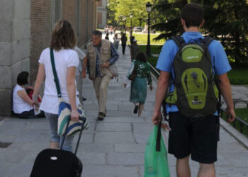 Madrid permitirá nuevas modalidades de hospedaje en 240 parcelas de ocho distritos