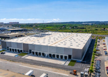 VGP completa el alquiler de VGP Park Alicante con la entrada de InPost, Fragadis e ID Logistics