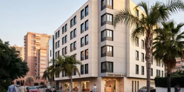 Renta 4, Grupo Lar y Westmont desarrollarán un hotel de 116 habitaciones en Málaga