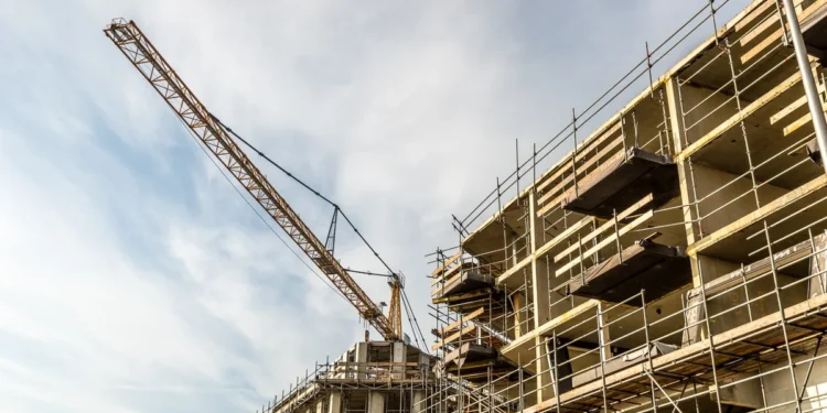 edificio en construccion